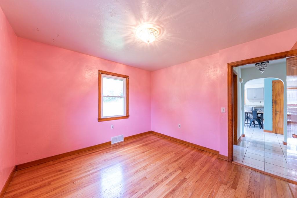 202 N Trail Butler, PA 16002 - Photo 12 of 20