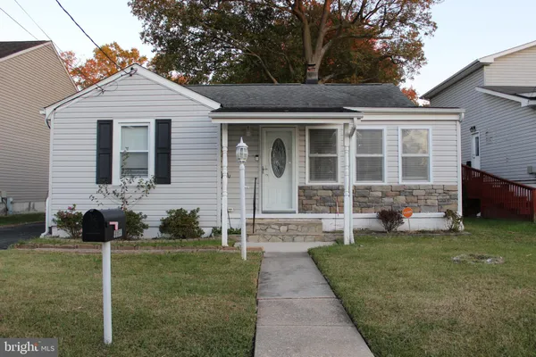 $2,000 | 1619 Hopewell Avenue, Essex, MD 21221