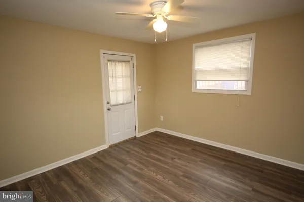 $2,000 | 1619 Hopewell Avenue, Essex, MD 21221