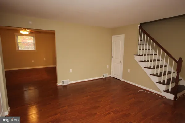 $2,000 | 1619 Hopewell Avenue, Essex, MD 21221