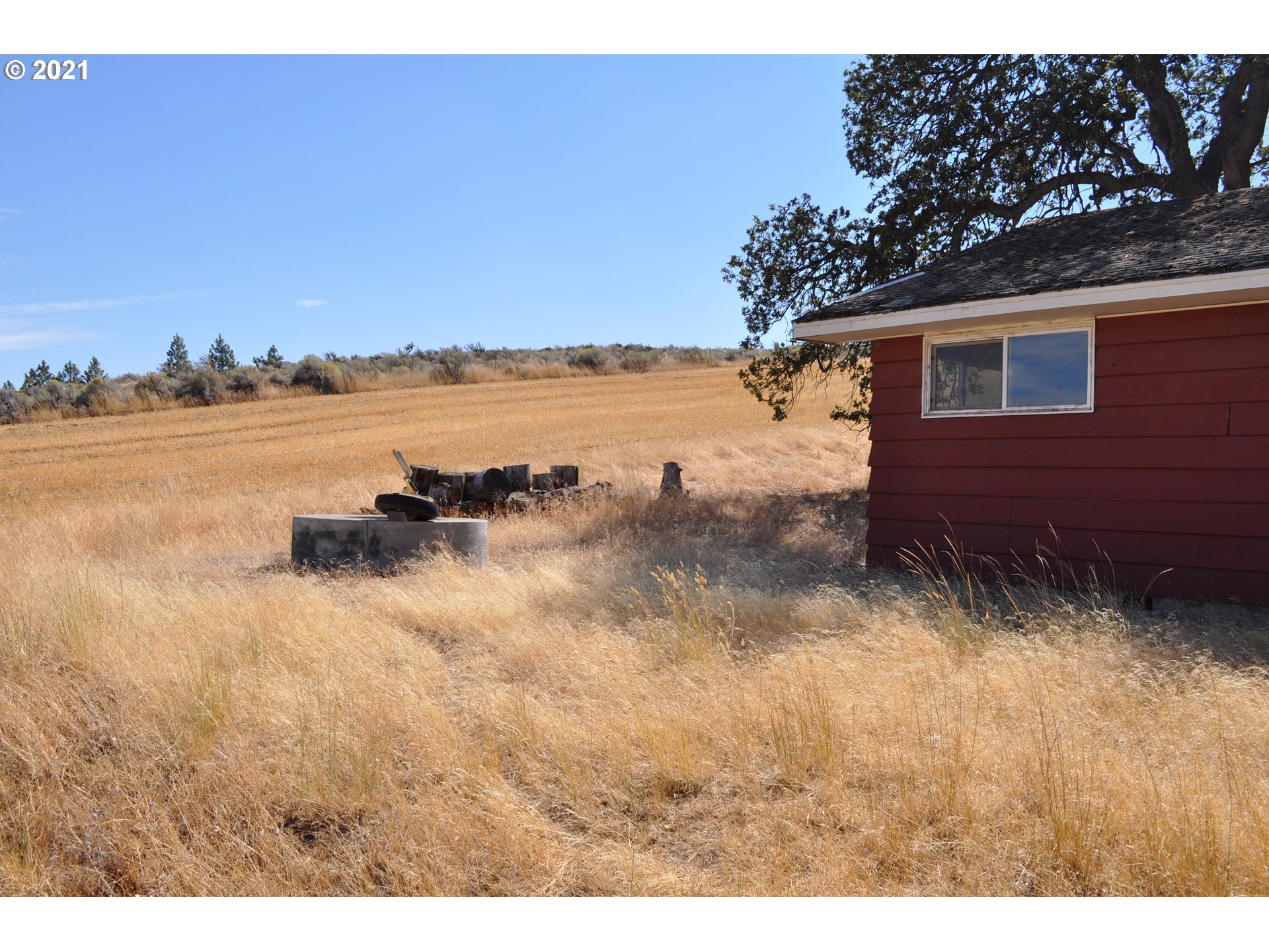 343 Oak Flat Road Goldendale, WA 98620 - Photo 4 of 16 Gallery Image 4