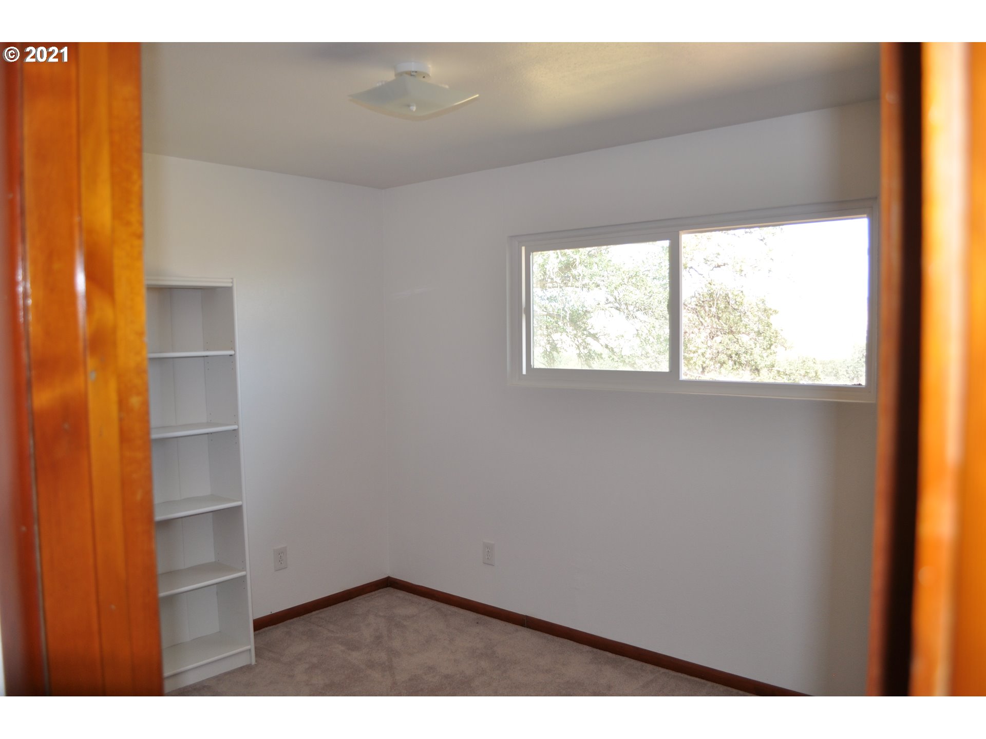 343 Oak Flat Road Goldendale, WA 98620 - Photo 7 of 16 Gallery Image 7
