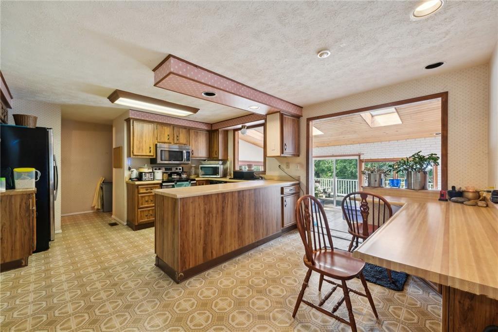 3119 Princeton Road Greensburg, PA 15601 - Photo 11 of 32 Gallery Image 11