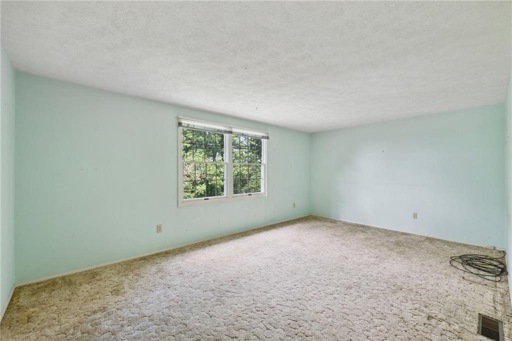 3119 Princeton Road Greensburg, PA 15601 - Photo 15 of 32 Gallery Image 15