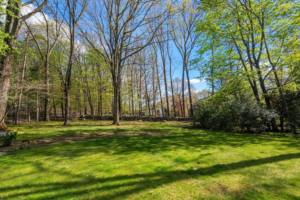 47 Indian Head Road Framingham, MA 01701 - Photo 34 of 36
