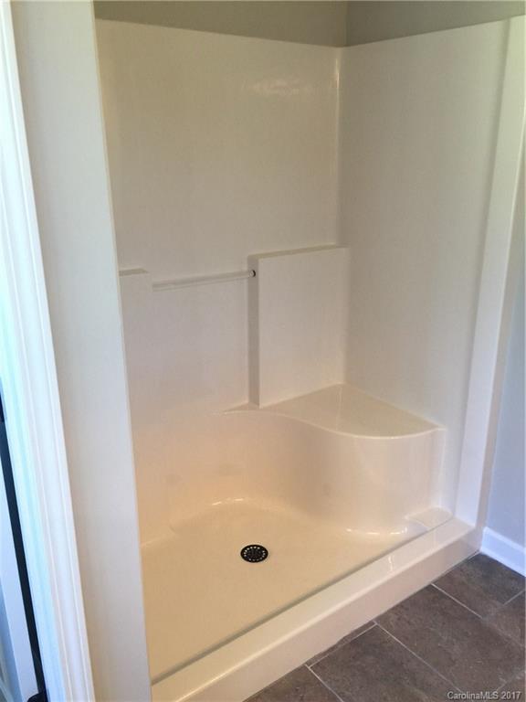 1854 State Rd S-46-168, Unit 4 York, SC 29745 - Photo 18 of 20 a bathroom with a tub