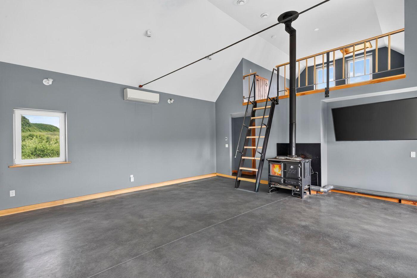 156 Crummett Mountain Road Somerville, ME 04348 - Photo 11 of 26 W12-ME3038_11