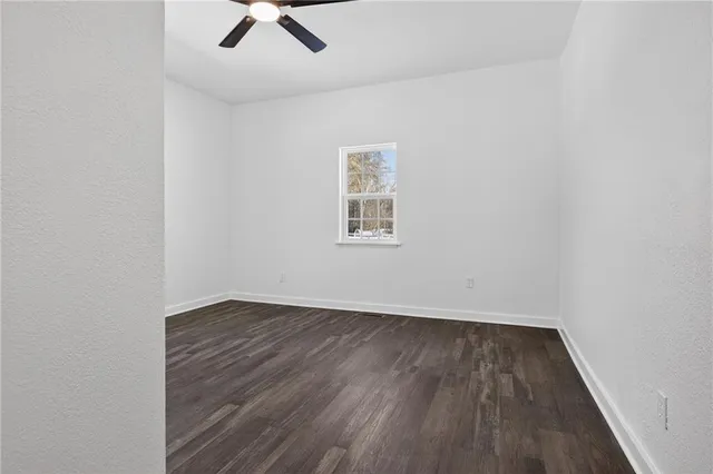 $242,900 | 13038 East Minie Ball Road, Nevada, MO 64772