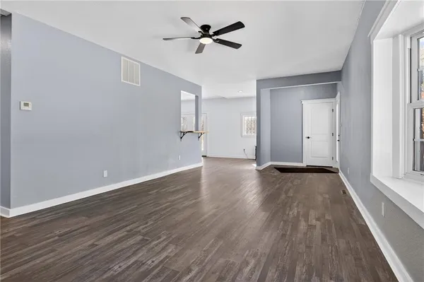 $242,900 | 13038 East Minie Ball Road, Nevada, MO 64772