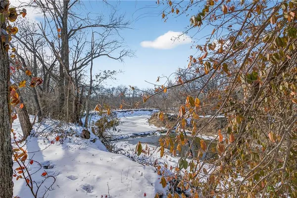 $242,900 | 13038 East Minie Ball Road, Nevada, MO 64772