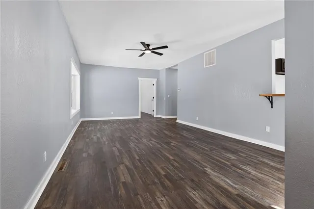 $242,900 | 13038 East Minie Ball Road, Nevada, MO 64772