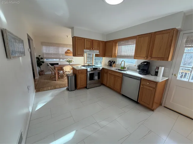 $3,600 | 380 Eds Road, Southold, NY 11971