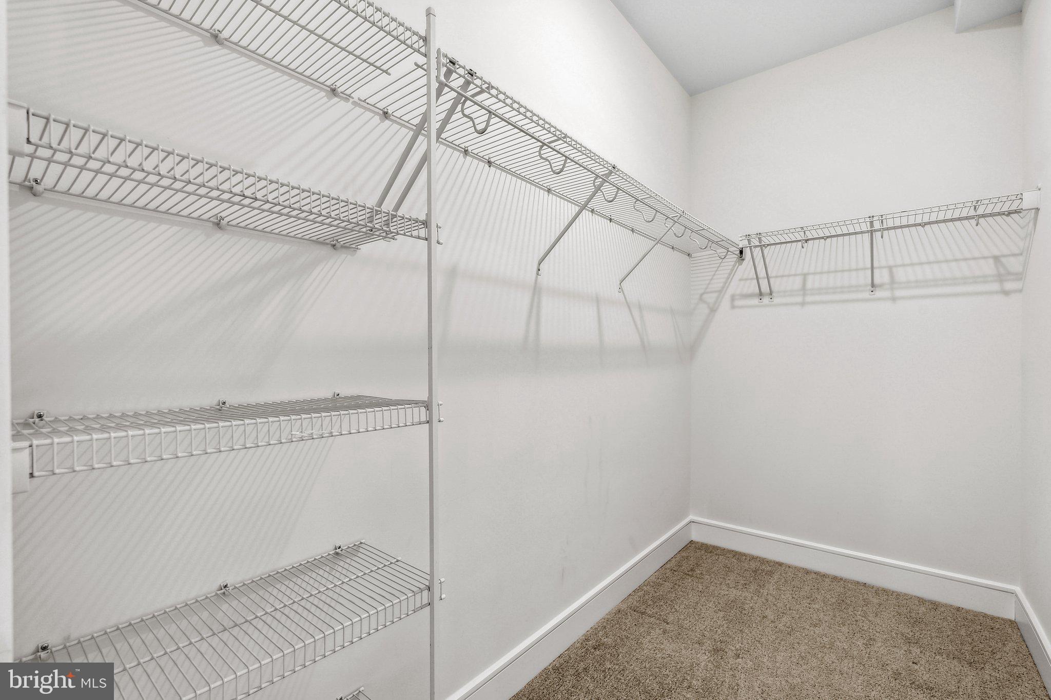 43186 Farringdon Square Broadlands, VA 20148 - Photo 27 of 40