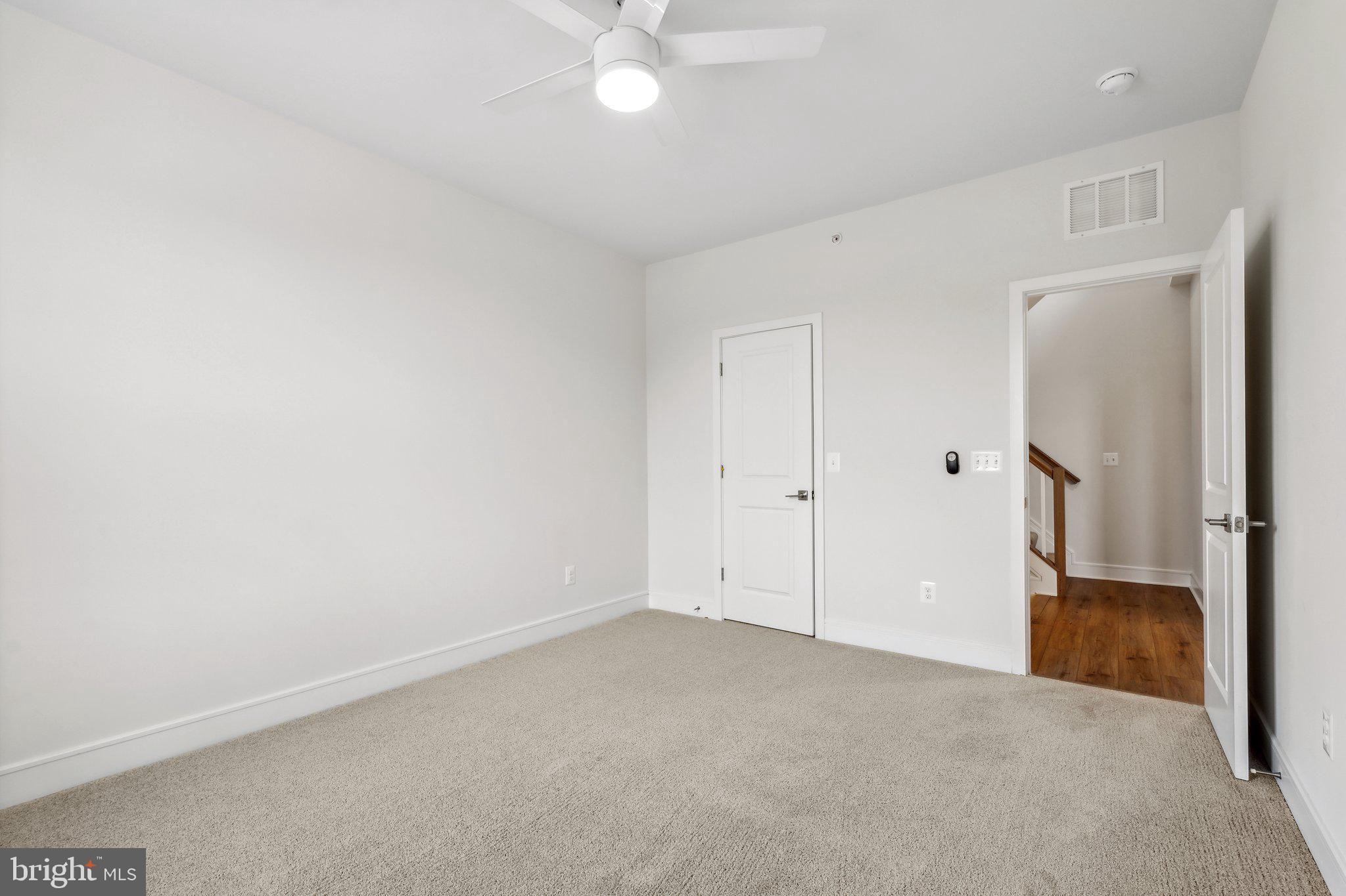 43186 Farringdon Square Broadlands, VA 20148 - Photo 34 of 40