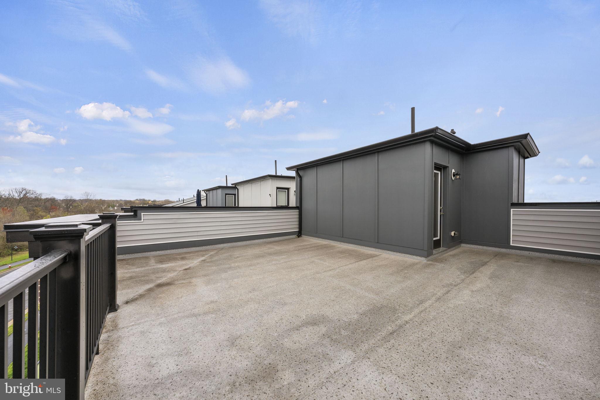 43186 Farringdon Square Broadlands, VA 20148 - Photo 36 of 40