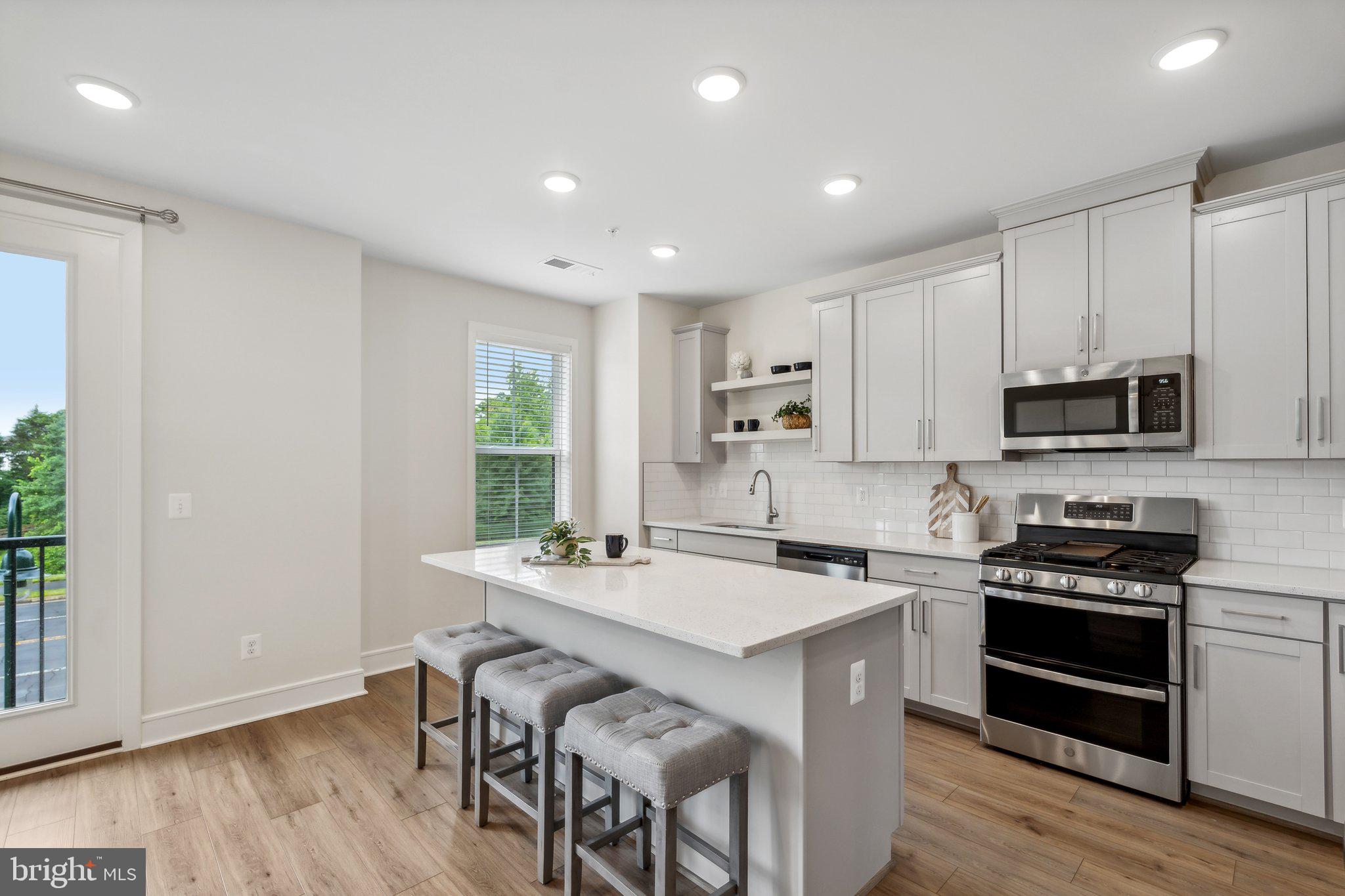 43186 Farringdon Square Broadlands, VA 20148 - Photo 9 of 40