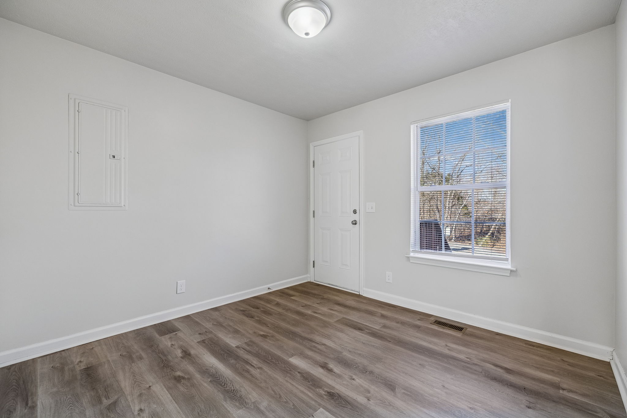 2607 Landrum Court, Unit 10 Springfield, TN 37172 - Photo 12 of 25