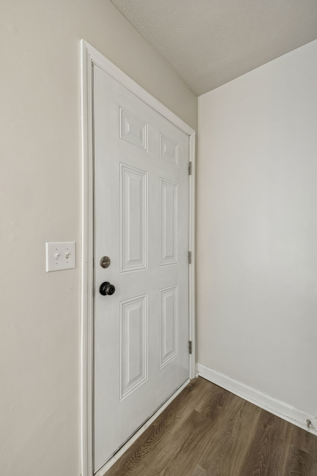 2607 Landrum Court, Unit 10 Springfield, TN 37172 - Photo 3 of 25