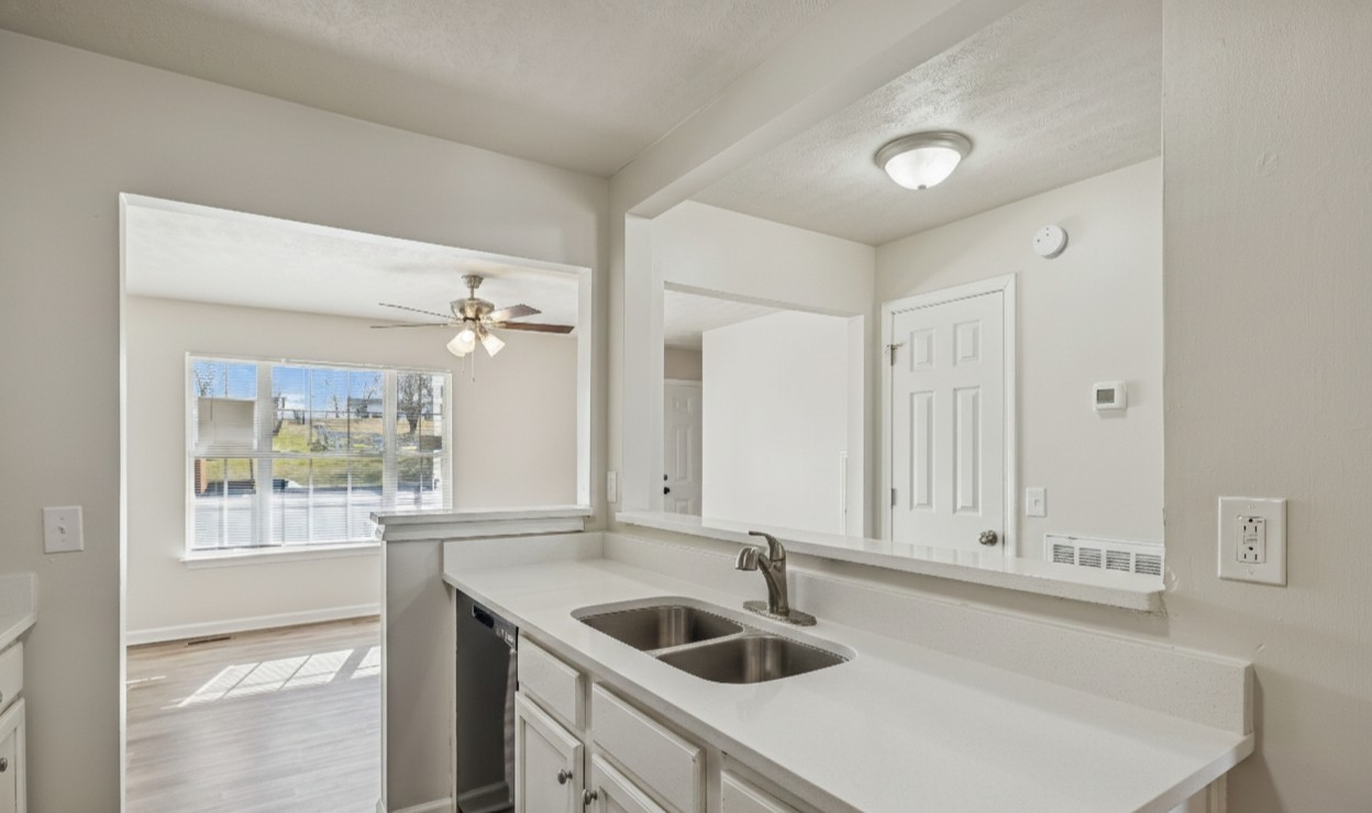 2607 Landrum Court, Unit 10 Springfield, TN 37172 - Photo 8 of 25