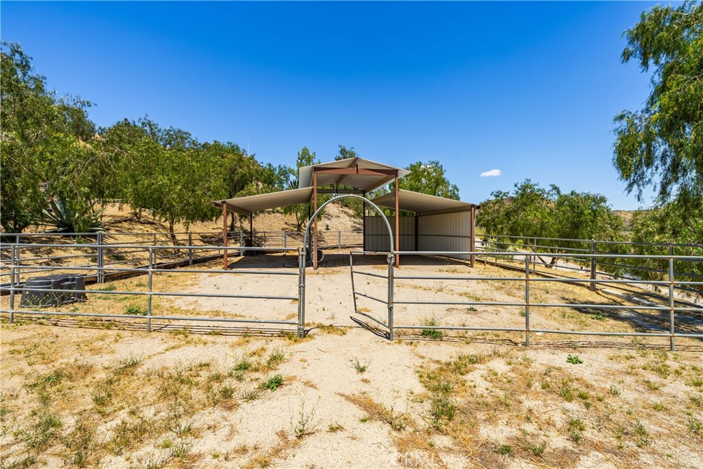 13602 Sego Road Agua Dulce, CA 91390 - Photo 65 of 74 Gallery Image 65