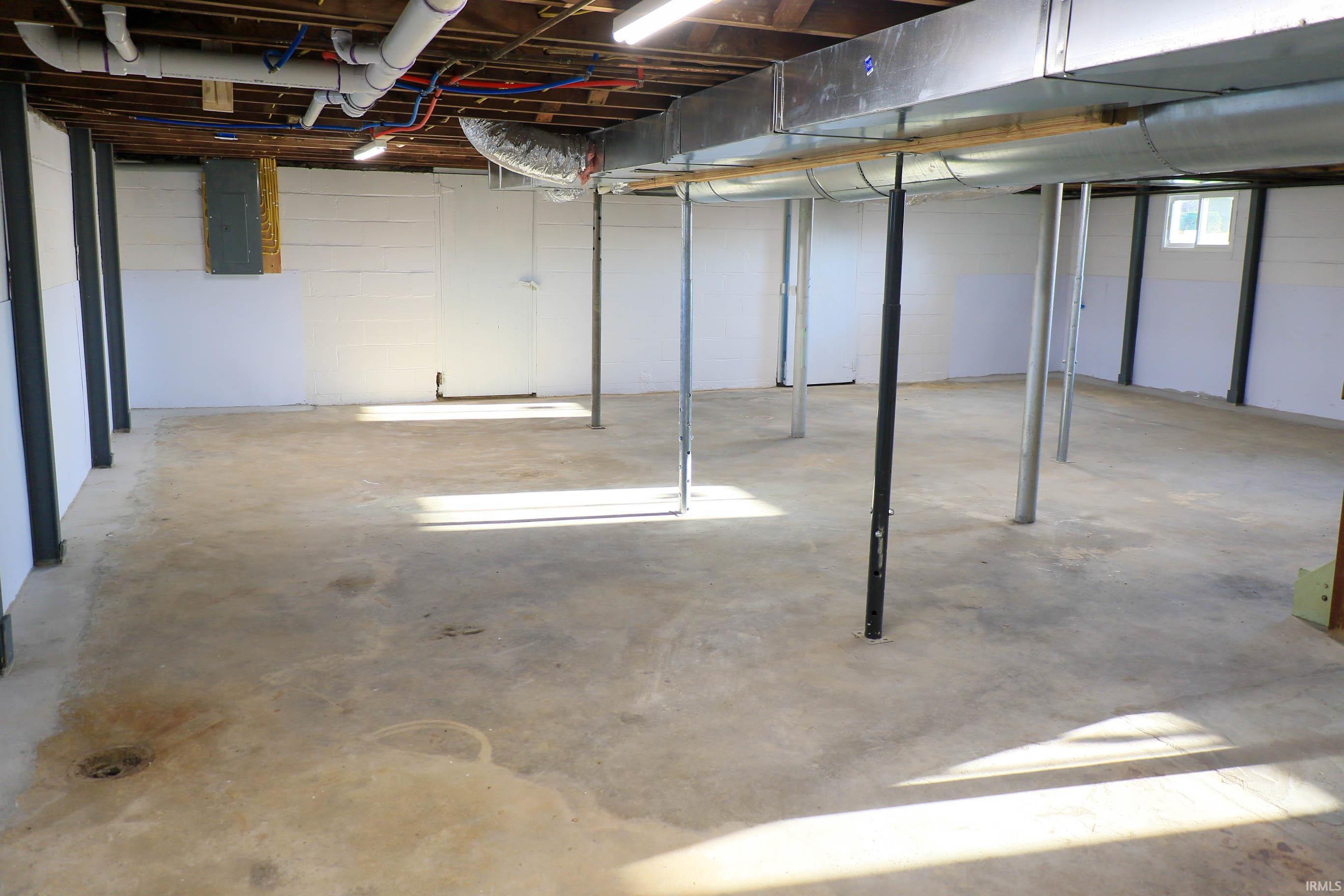 4112 Highway 56 Jasper, IN 47546 - Photo 32 of 34