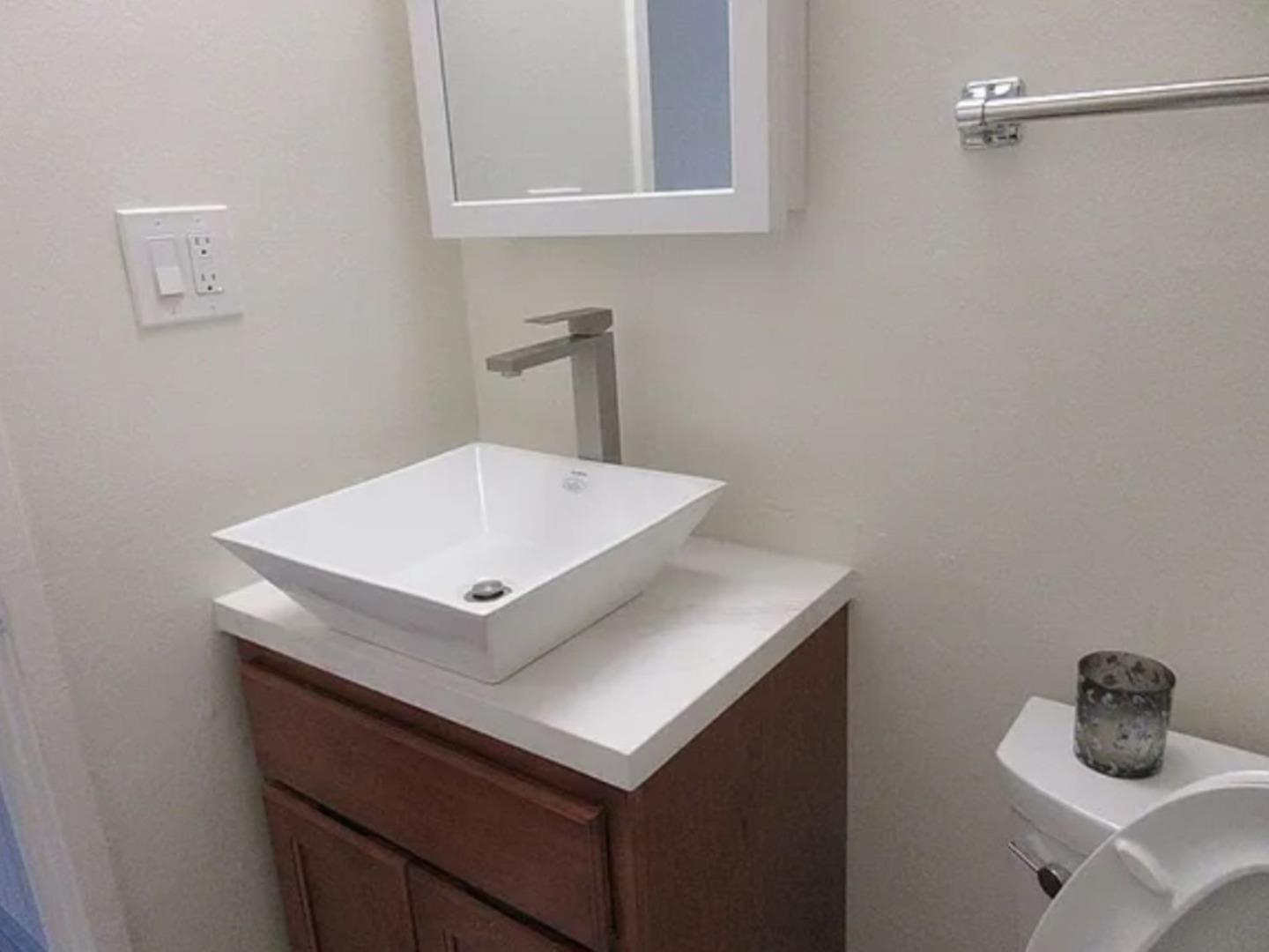 2632 Warring Street, Unit 2 Berkeley, CA 94704 - Photo 7 of 14