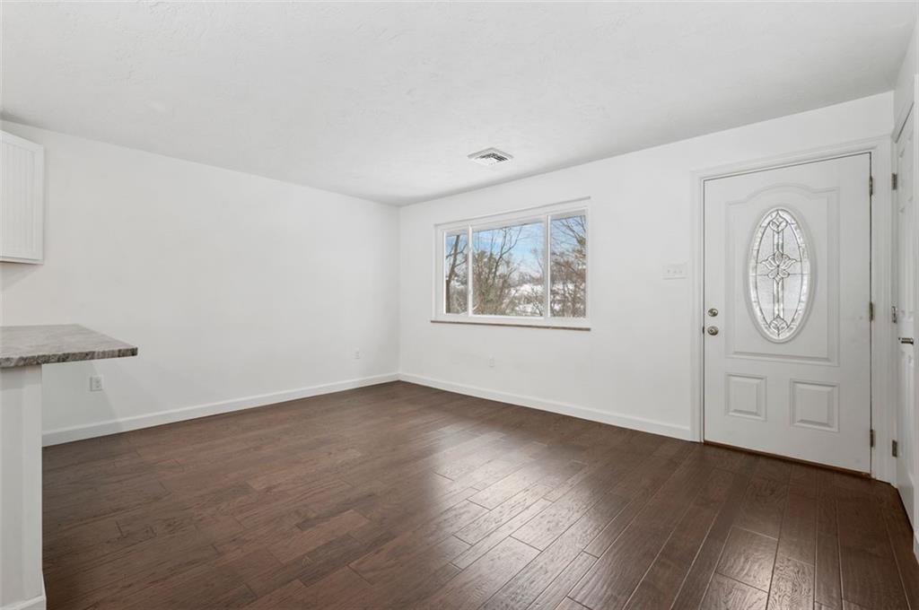 2620 Baum Road Pittsburgh, PA 15239 - Photo 8 of 32 Gallery Image 8
