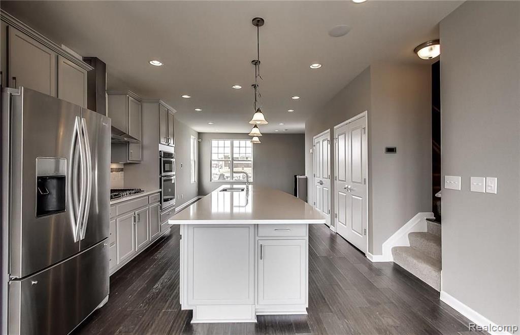 2678 Helmsdale Circle Rochester Hills, MI 48307 - Photo 10 of 26