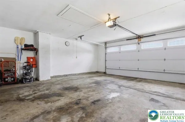 $535,000 | 128 Stoneleigh Drive, East Stroudsburg, PA 18301