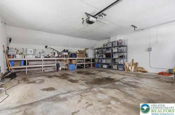 $535,000 | 128 Stoneleigh Drive, East Stroudsburg, PA 18301