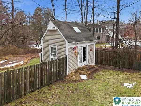 $535,000 | 128 Stoneleigh Drive, East Stroudsburg, PA 18301