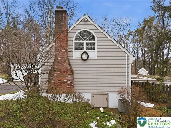 $535,000 | 128 Stoneleigh Drive, East Stroudsburg, PA 18301