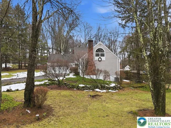 $535,000 | 128 Stoneleigh Drive, East Stroudsburg, PA 18301