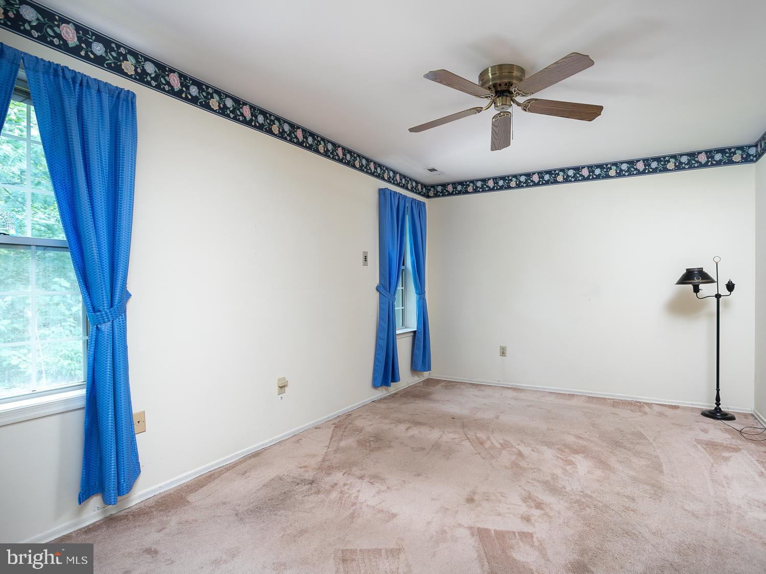 109 Lake View Court Columbus, NJ 08022 - Photo 14 of 29