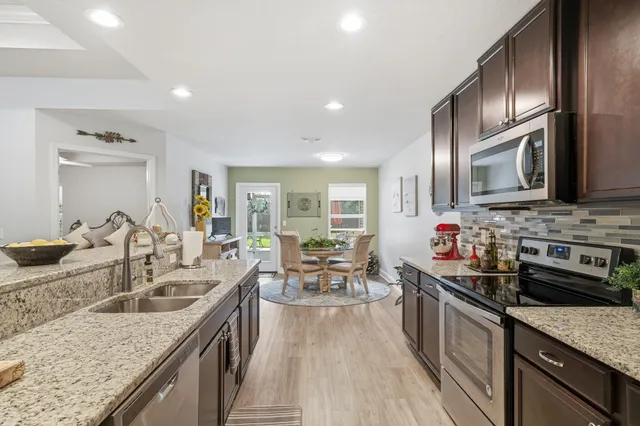 $323,900 | 1825 Sundown Drive, Navarre, FL 32566