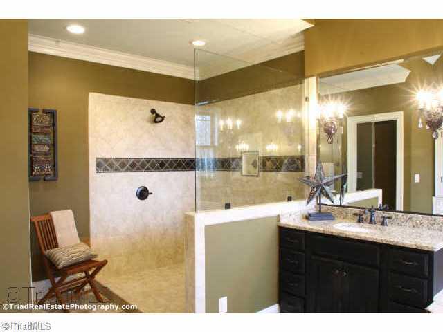 Master Bath/Spa. 