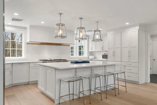 $4,195,000 | 389 Grove Street, Needham, MA 02492
