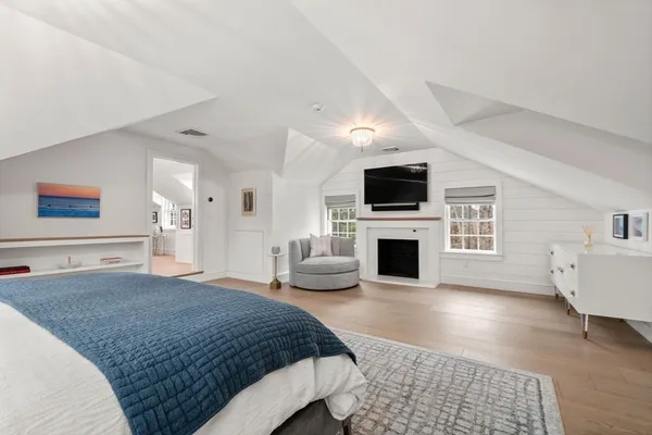 $4,195,000 | 389 Grove Street, Needham, MA 02492