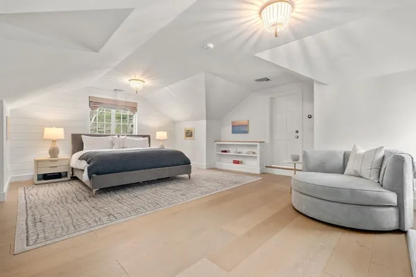 $4,195,000 | 389 Grove Street, Needham, MA 02492