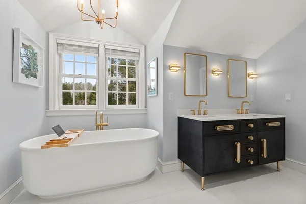 $4,195,000 | 389 Grove Street, Needham, MA 02492