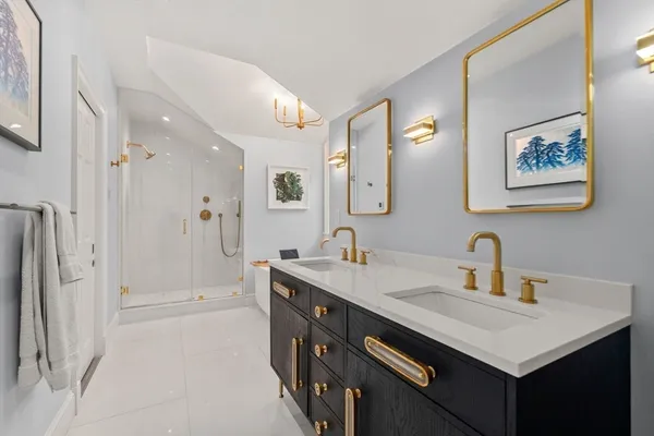 $4,195,000 | 389 Grove Street, Needham, MA 02492