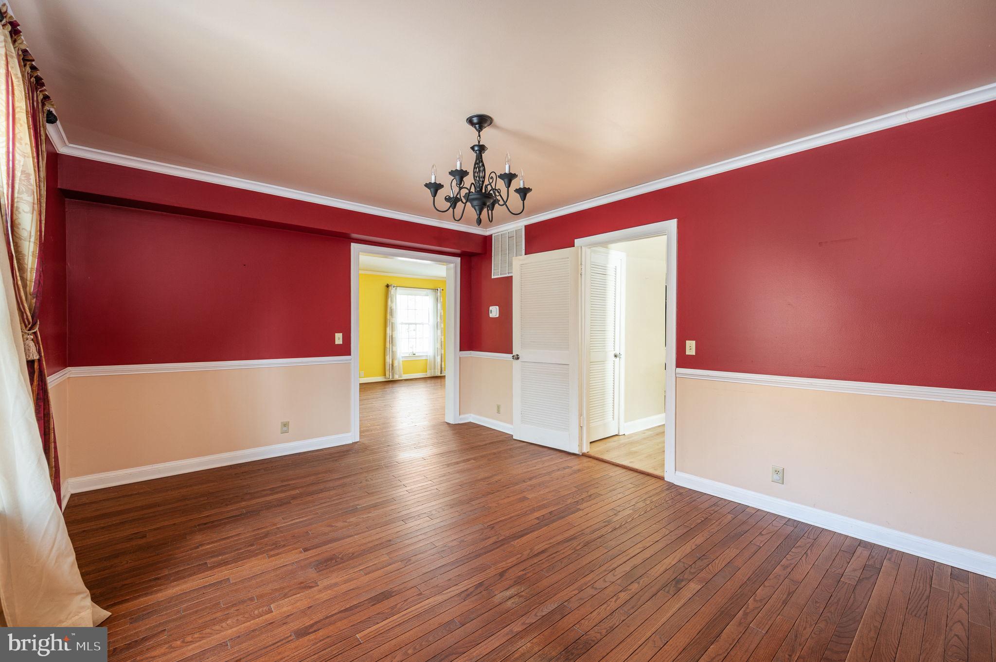 31 River Ridge Lane Fredericksburg, VA 22406 - Photo 29 of 70 a view of a livingroom with wooden floor