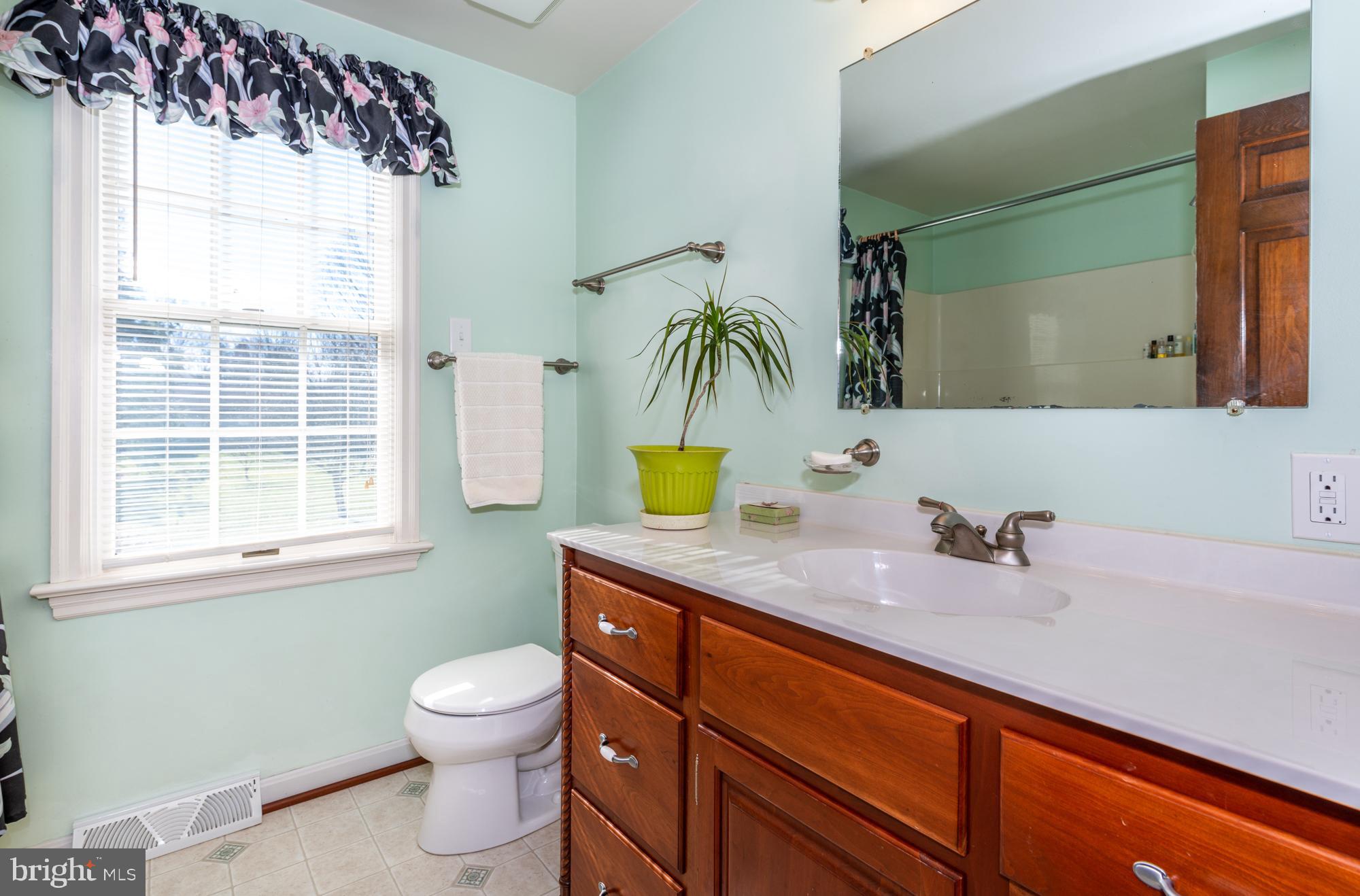 619 West 3rd Avenue Lititz, PA 17543 - Photo 20 of 26