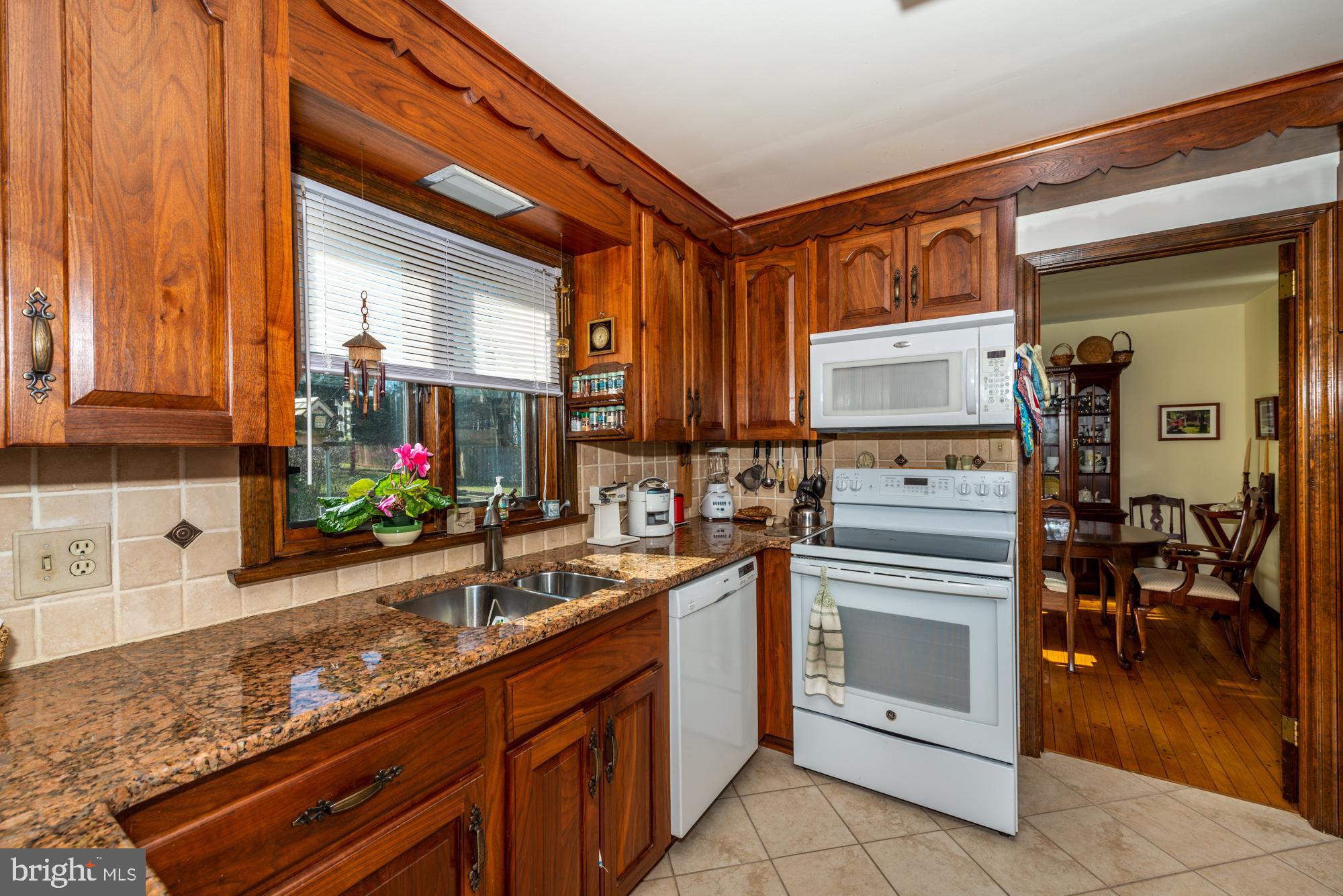 619 West 3rd Avenue Lititz, PA 17543 - Photo 8 of 26