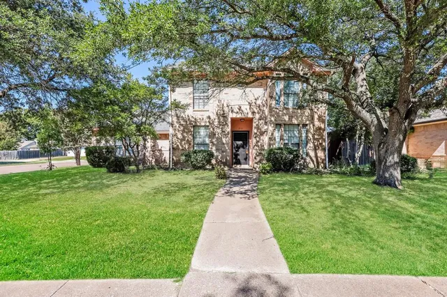 $1,885 | 7901 Tulane Drive, Rowlett, TX 75088