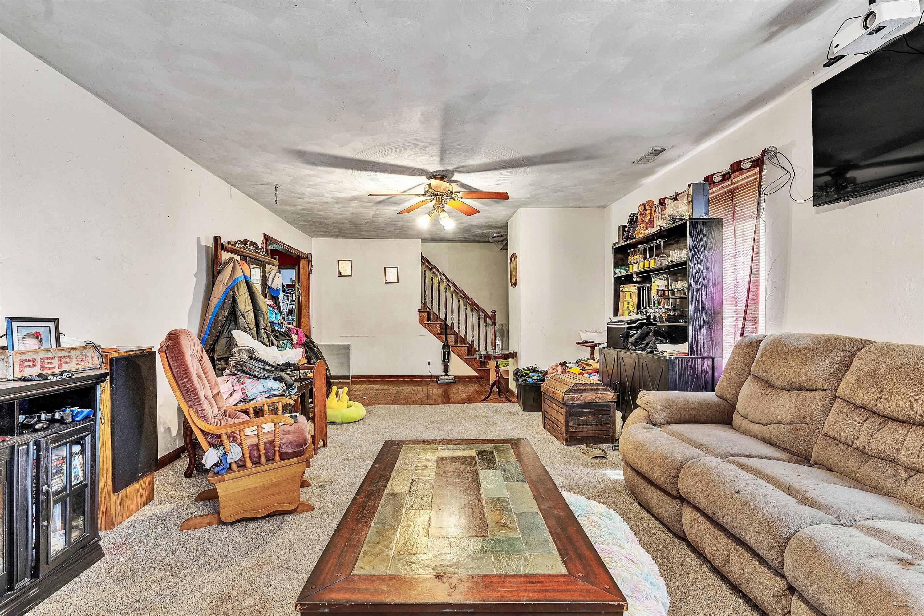 1441 Dickerson Road Goodview, VA 24095 - Photo 5 of 31 05-DSC00004