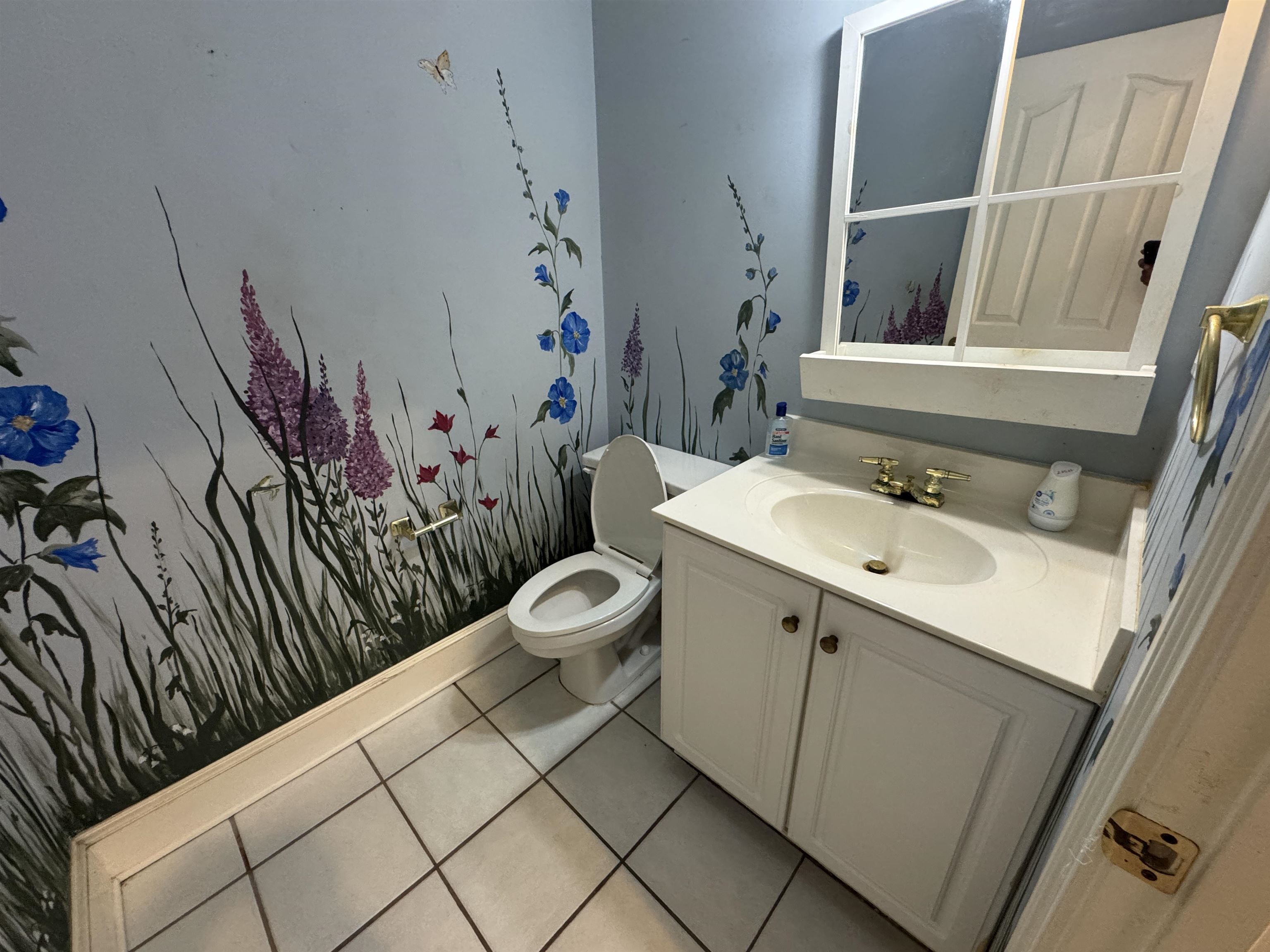9500 Plantation Lake Road Collierville, TN 38017 - Photo 18 of 40 a bathroom with a sink toilet and shower