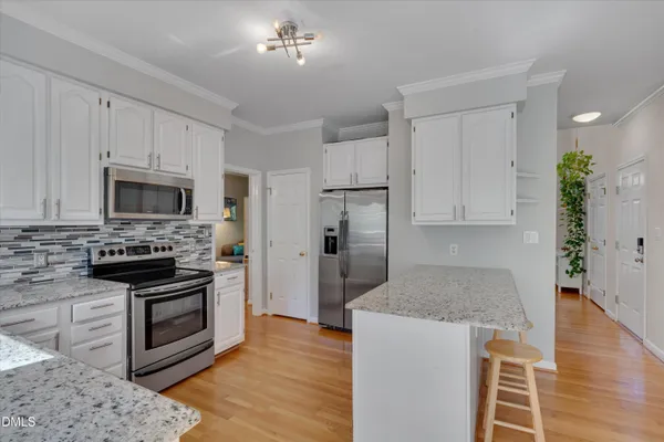 $2,995 | 300 Creek Park Drive, Cary, NC 27513