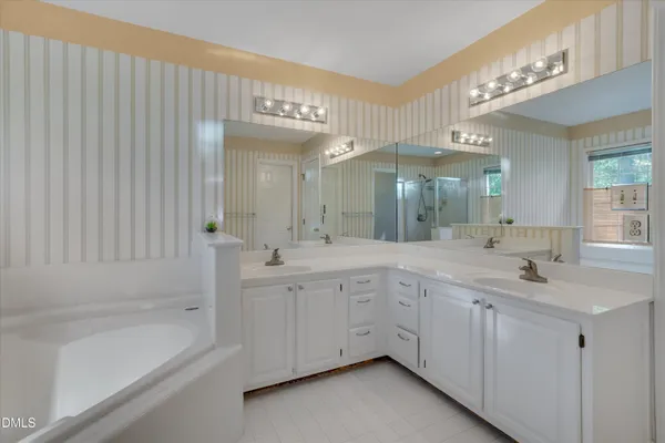 $2,995 | 300 Creek Park Drive, Cary, NC 27513