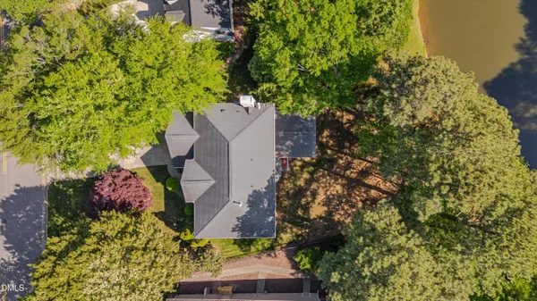 $2,995 | 300 Creek Park Drive, Cary, NC 27513